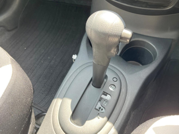 2019 Nissan Note DBA-E12 (UW-69f066a4e1418)[10]