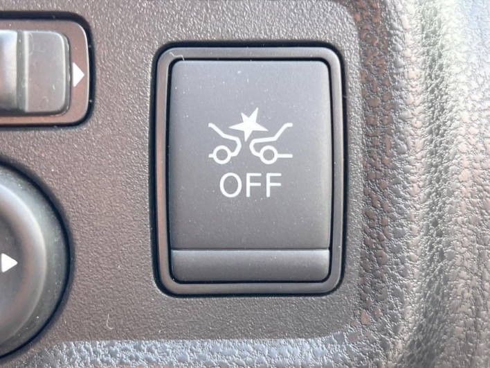 2019 Nissan Note DBA-E12 (UW-69f066a4e1418)[15]