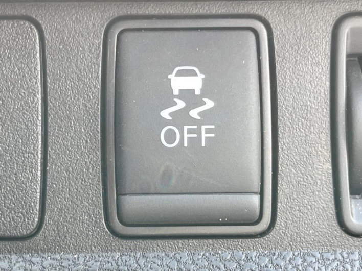 2019 Nissan Note DBA-E12 (UW-69f066a4e1418)[19]