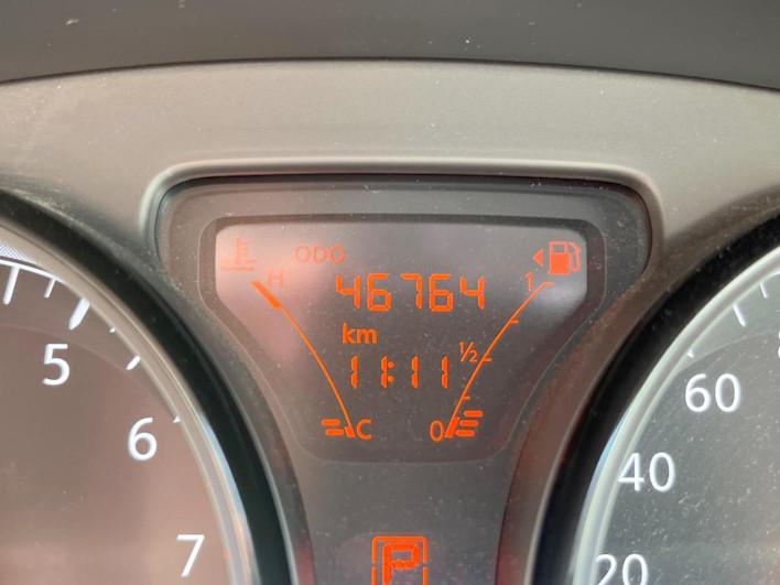 2019 Nissan Note DBA-E12 (UW-69f066a4e1418)[2]