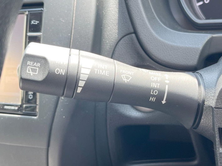2019 Nissan Note DBA-E12 (UW-69f066a4e1418)[6]