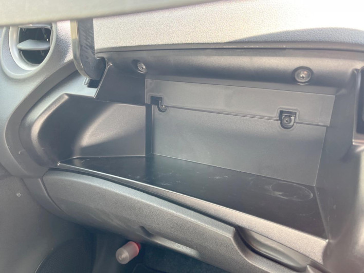 2019 Nissan Note DBA-E12 (UW-69f066a4e1418)[13]
