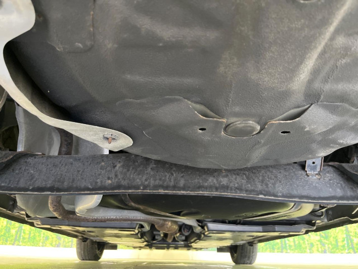 2021 Nissan Note 6AA-E13 (UW-69f066a5af4b9)[15]