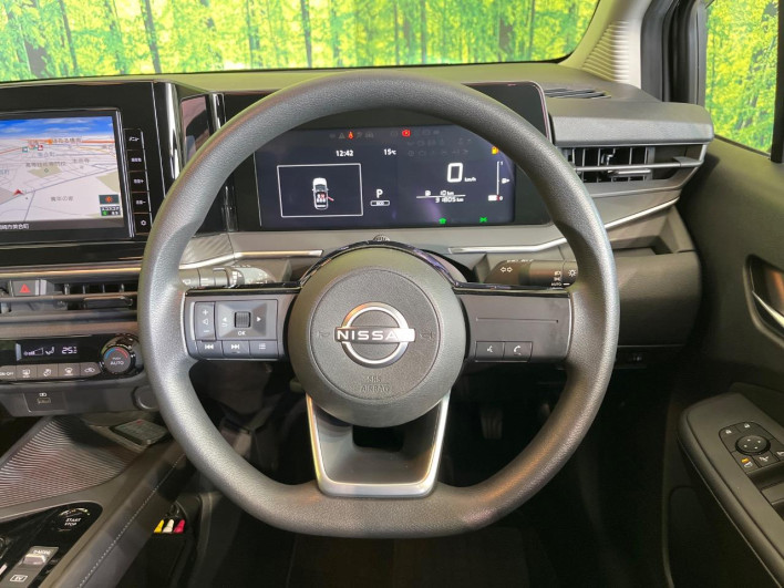 2021 Nissan Note 6AA-E13 (UW-69f066a5af4b9)[27]