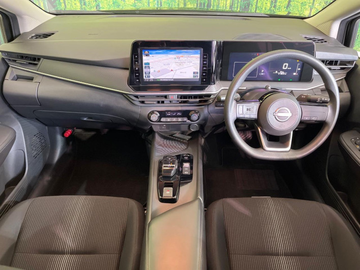 2021 Nissan Note 6AA-E13 (UW-69f066a5af4b9)[26]