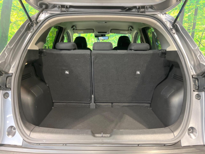 2022 Nissan Note 6AA-E13 (UW-69f066a607b5d)[24]