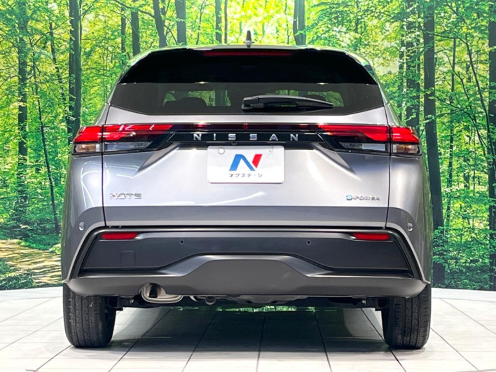 2022 Nissan Note 6AA-E13 (UW-69f066a607b5d)[9]