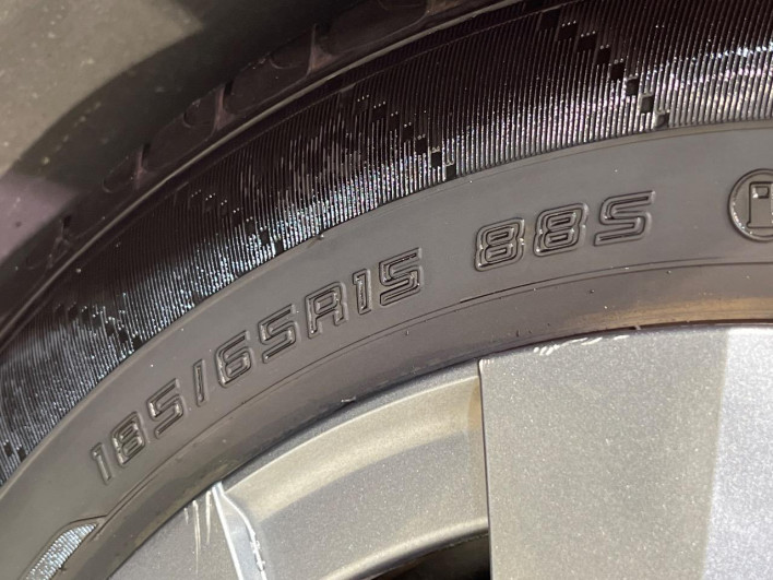 2022 Nissan Note 6AA-E13 (UW-69f066a6717e6)[18]