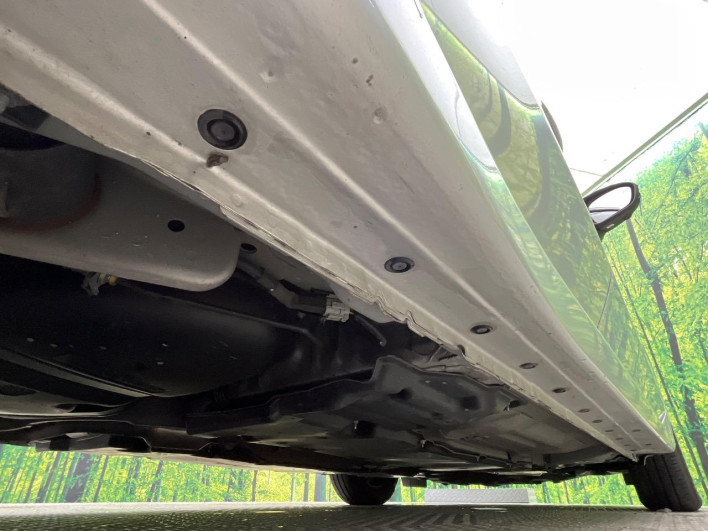 2022 Nissan Note 6AA-E13 (UW-69f066a6717e6)[24]