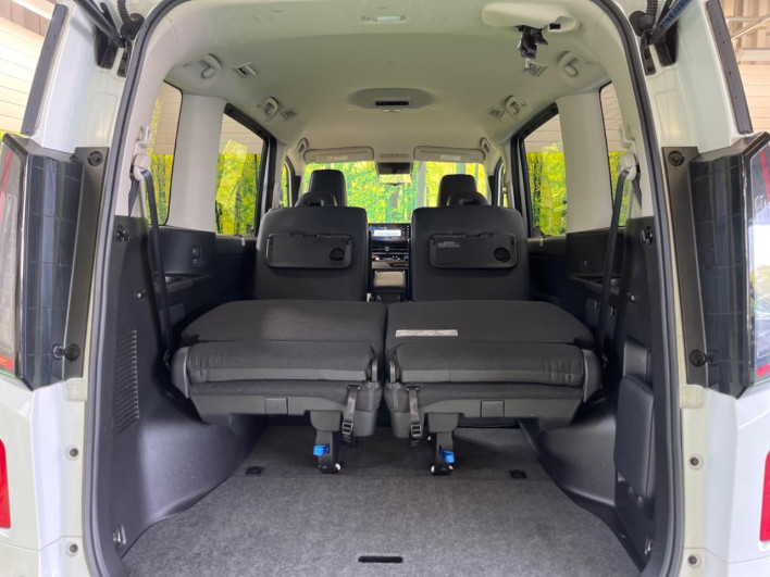 2025 Nissan Serena 5BA-FC28 (UW-69f066a89355d)[14]