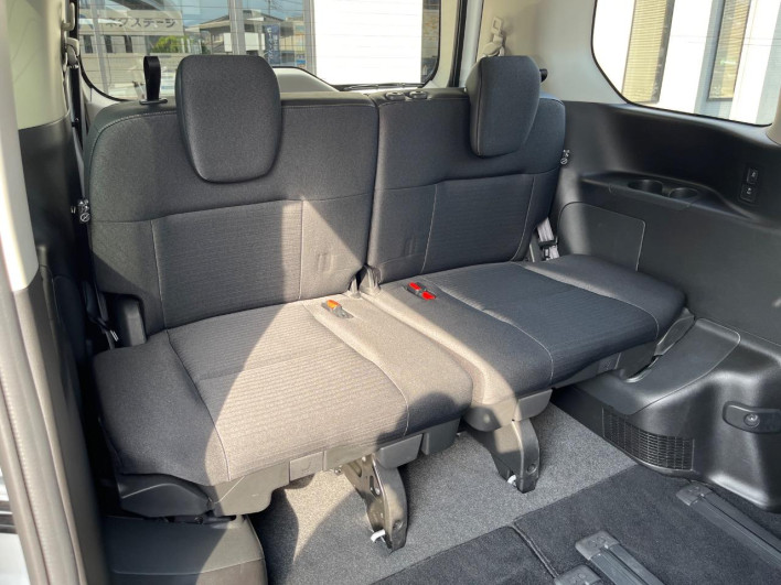 2025 Nissan Serena 5BA-FC28 (UW-69f066a8b8aae)[18]