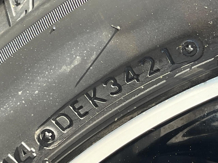 2021 Nissan Aura 6AA-FE13 (UW-69f066aaa3631)[12]