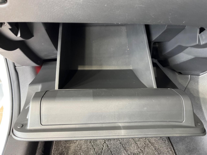 2021 Nissan Aura 6AA-FE13 (UW-69f066aaaa99b)[21]