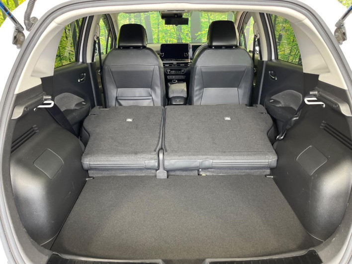 2021 Nissan Aura 6AA-FE13 (UW-69f066aaaa99b)[5]