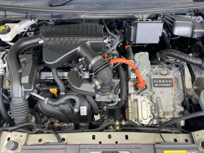 2021 Nissan Aura 6AA-FE13 (UW-69f066aad6e47)[14]