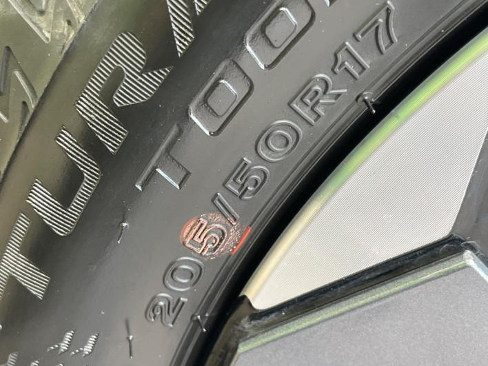 2021 Nissan Aura 6AA-FE13 (UW-69f066aad6e47)[28]