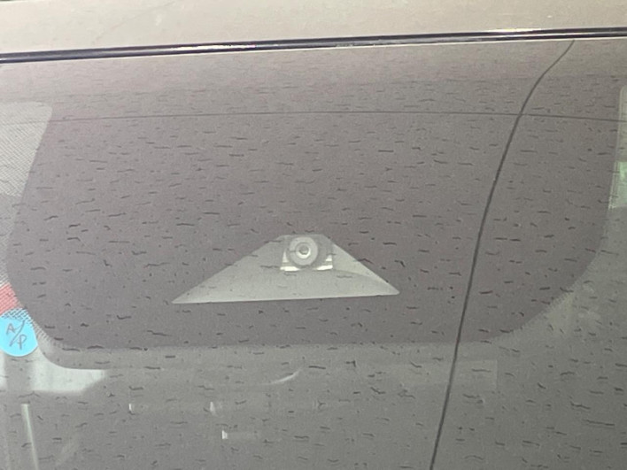 2021 Nissan Aura 6AA-FE13 (UW-69f066aad6e47)[17]