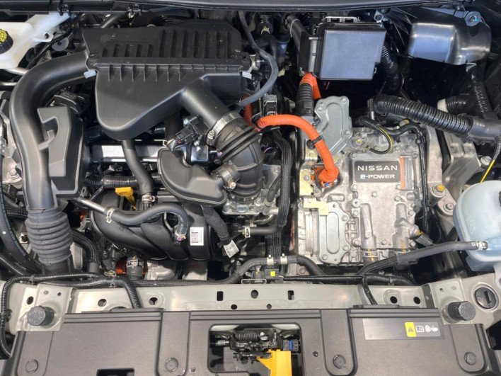 2023 Nissan Aura 6AA-FE13 (UW-69f066ab61628)[4]