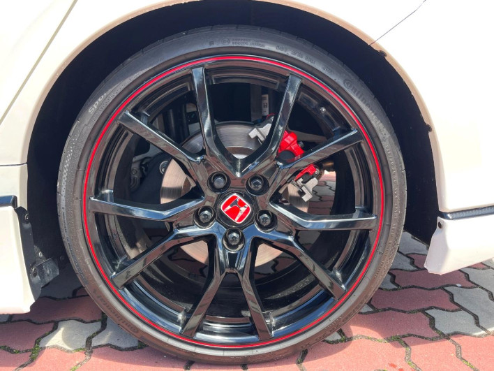 2019 Honda Civic DBA-FK8 (UW-69f066ad2169a)[22]