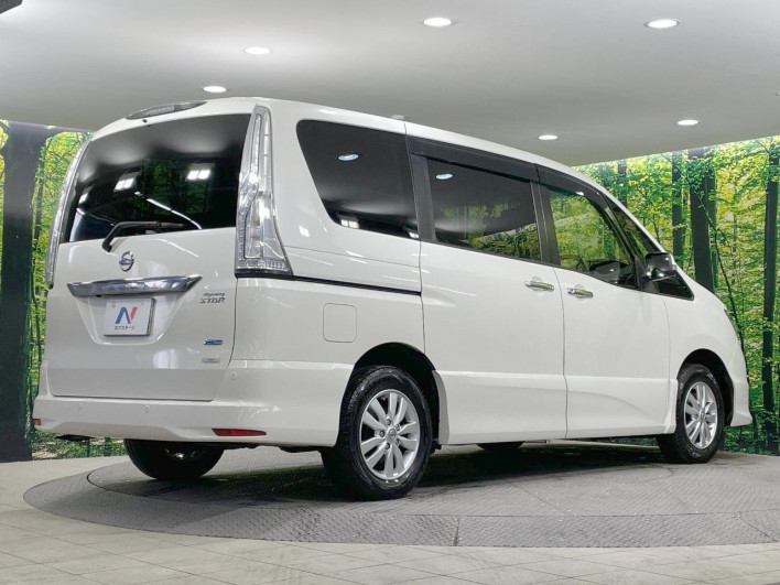 2016 Nissan Serena DBA-FNC26 (UW-69f066aed7a5e)[5]