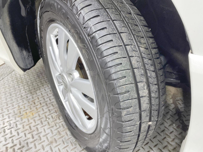 2016 Nissan Serena DBA-FNC26 (UW-69f066aed7a5e)[14]