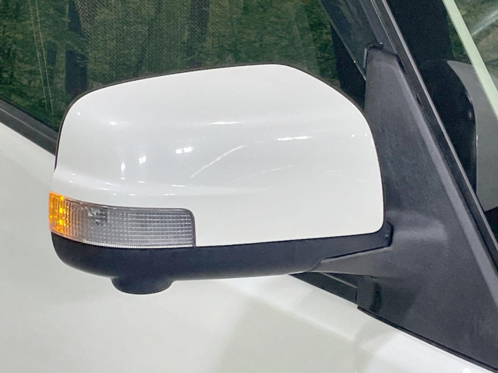 2016 Nissan Serena DBA-FNC26 (UW-69f066aed7a5e)[17]