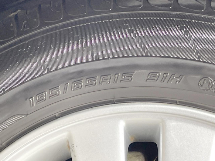 2016 Nissan Serena DBA-FNC26 (UW-69f066aed7a5e)[13]