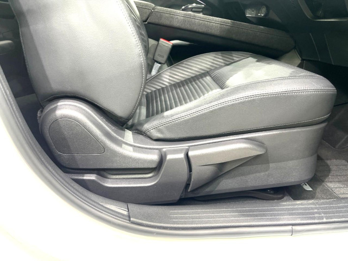 2023 Nissan Aura 6AA-FSNE13 (UW-69f066af050a2)[14]