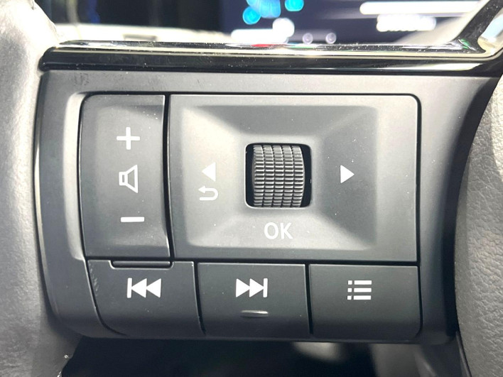 2023 Nissan Aura 6AA-FSNE13 (UW-69f066af050a2)[25]