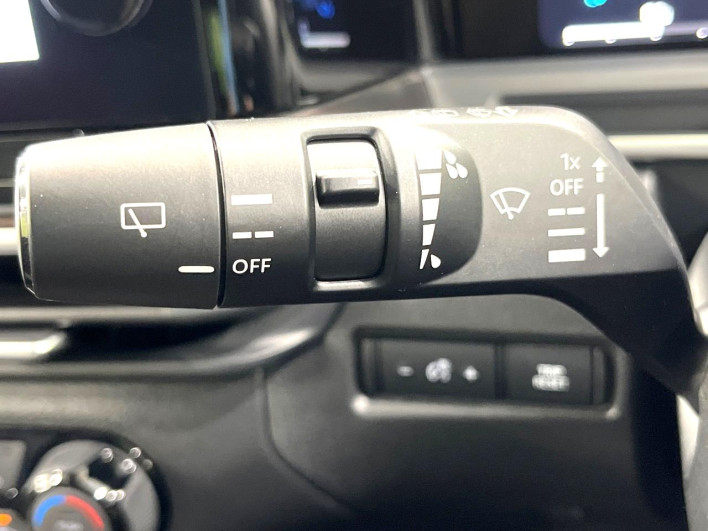 2023 Nissan Aura 6AA-FSNE13 (UW-69f066af050a2)[27]