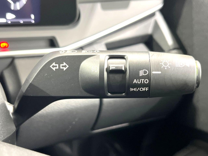 2023 Nissan Aura 6AA-FSNE13 (UW-69f066af050a2)[26]