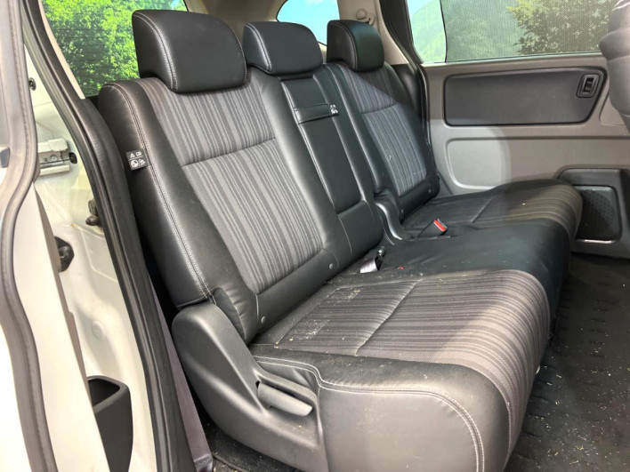 2017 Honda Freed DBA-GB5 (UW-69f066b0f290d)[28]