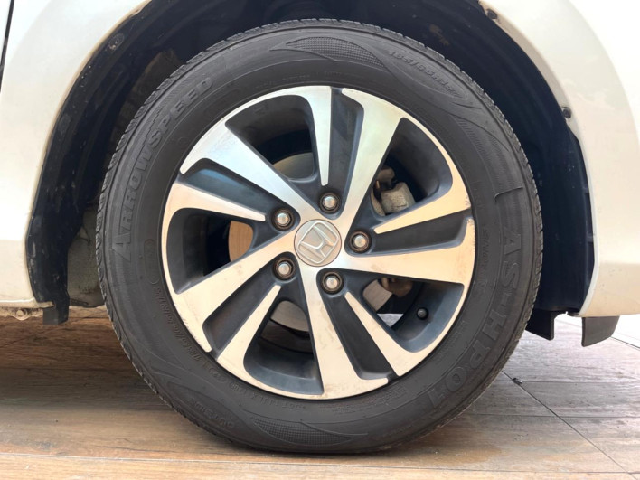 2017 Honda Freed DBA-GB5 (UW-69f066b0f290d)[21]