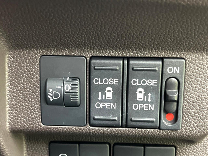 2018 Honda Freed DBA-GB5 (UW-69f066b0f418a)[11]