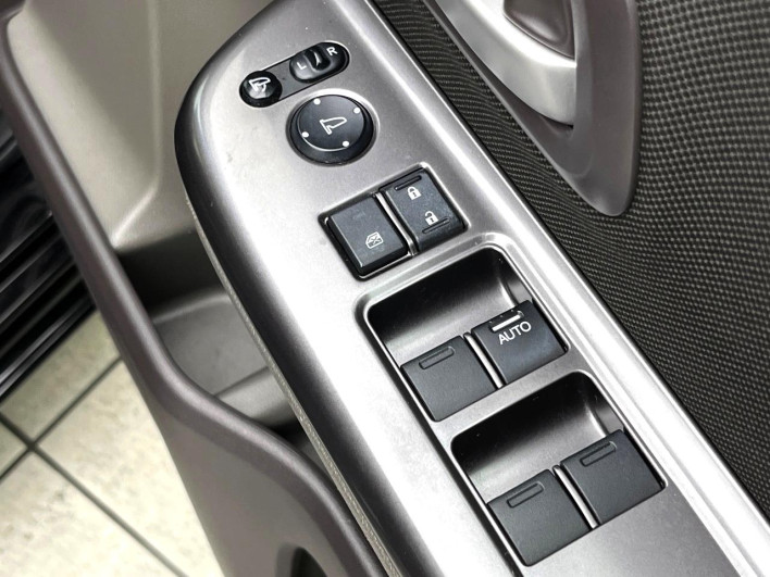 2018 Honda Freed DBA-GB5 (UW-69f066b0f418a)[9]