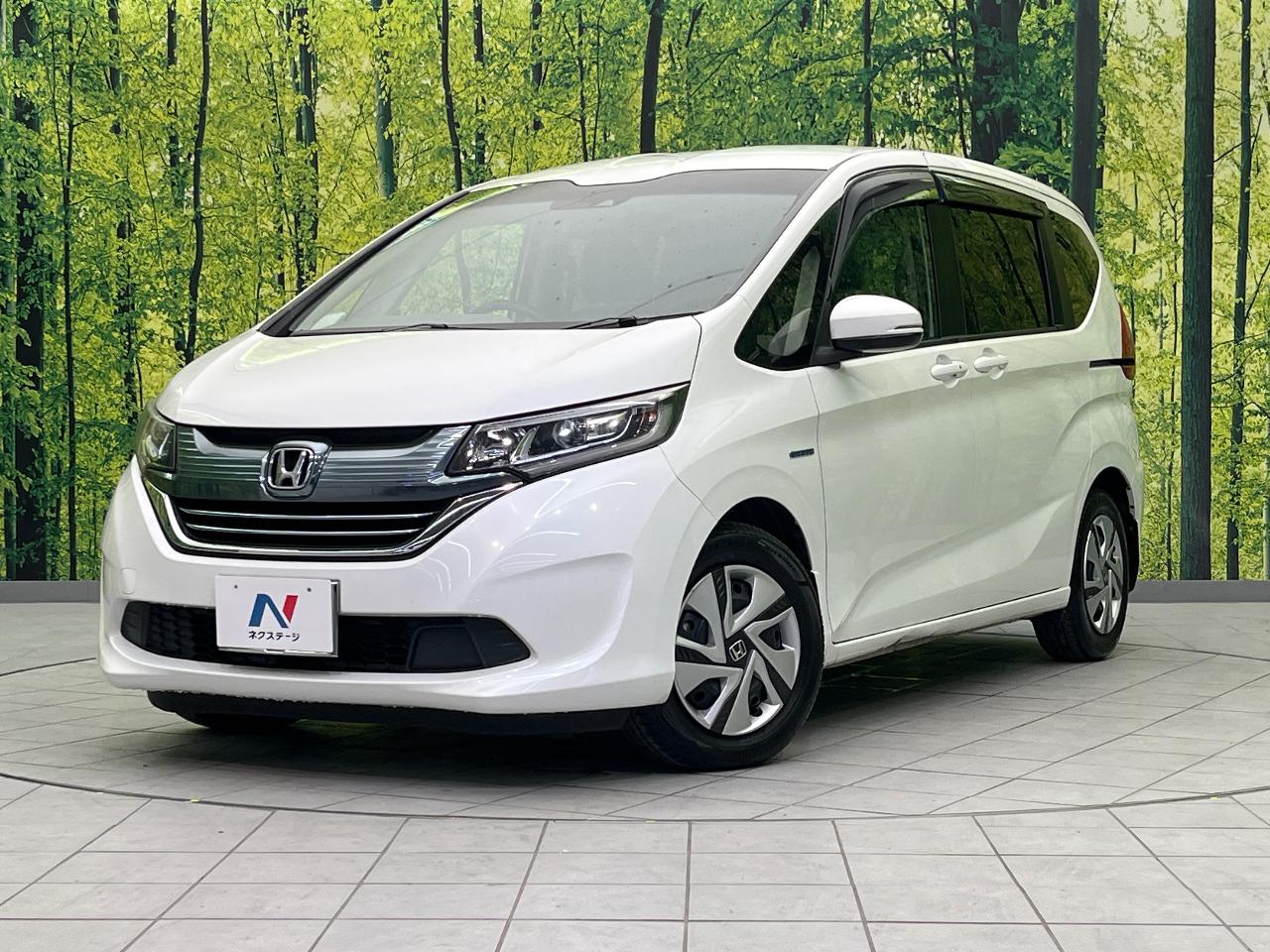2017 Honda Freed hybrid DAA-GB7