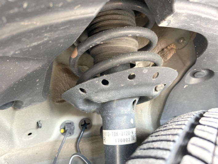 2018 Honda Freed hybrid DAA-GB7 (UW-69f066b2d49c7)[8]