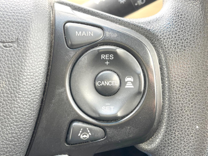 2018 Honda Freed hybrid DAA-GB7 (UW-69f066b2d49c7)[20]