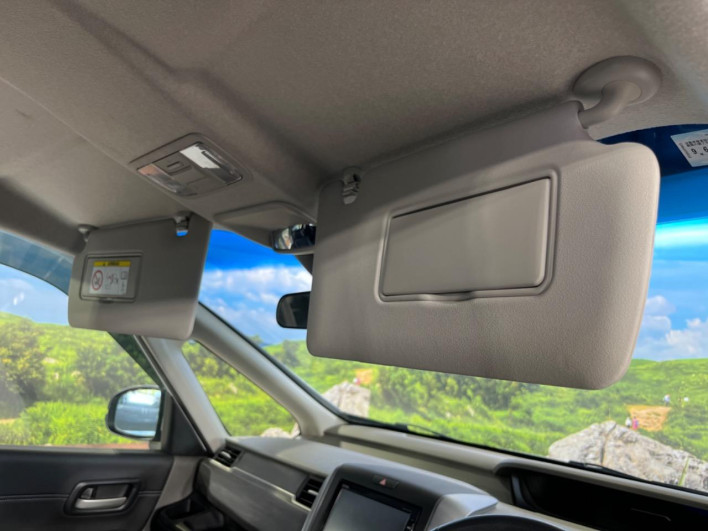 2018 Honda Freed hybrid DAA-GB7 (UW-69f066b2e0247)[22]