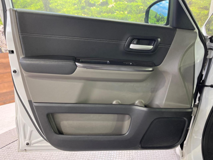 2018 Honda Freed hybrid DAA-GB7 (UW-69f066b2e0247)[29]