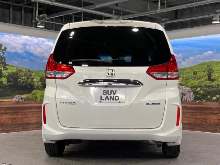 2018 Honda Freed hybrid DAA-GB7 (UW-69f066b2e0247)[10]