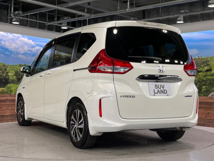 2018 Honda Freed hybrid DAA-GB7 (UW-69f066b2e0247)[11]