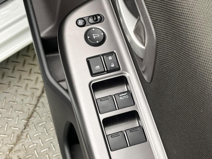 2020 Honda Freed hybrid 6AA-GB7 (UW-69f066b31063d)[22]