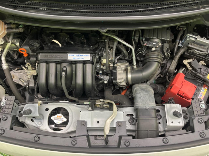 2020 Honda Freed hybrid 6AA-GB7 (UW-69f066b31063d)[6]