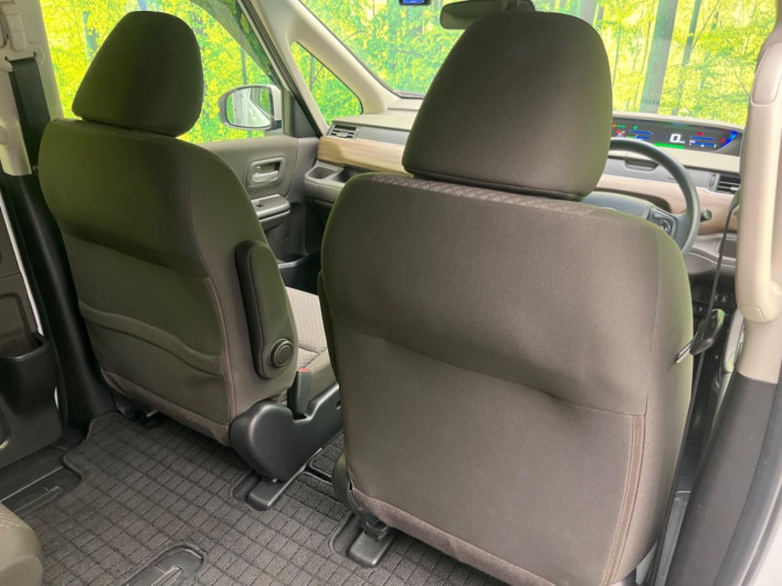 2020 Honda Freed hybrid 6AA-GB7 (UW-69f066b31063d)[25]