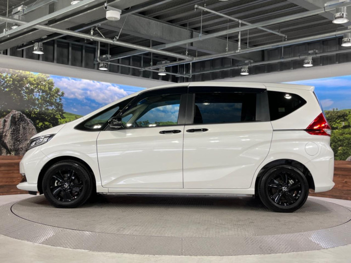 2023 Honda Freed hybrid 6AA-GB7 (UW-69f066b48e113)[13]