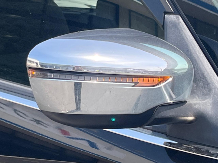 2017 Nissan Serena DAA-GC27 (UW-69f066b4c4d7d)[15]