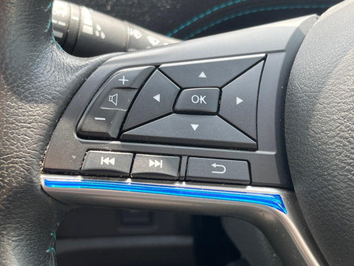 2017 Nissan Serena DAA-GC27 (UW-69f066b4c4d7d)[22]