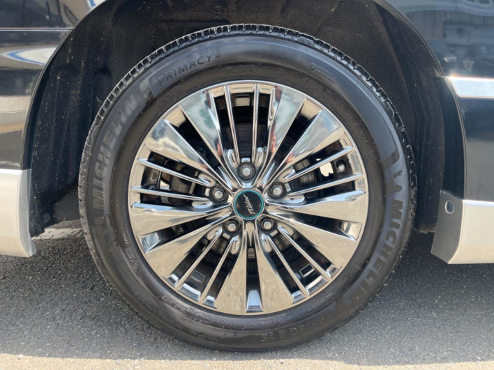 2017 Nissan Serena DAA-GC27 (UW-69f066b4c4d7d)[11]