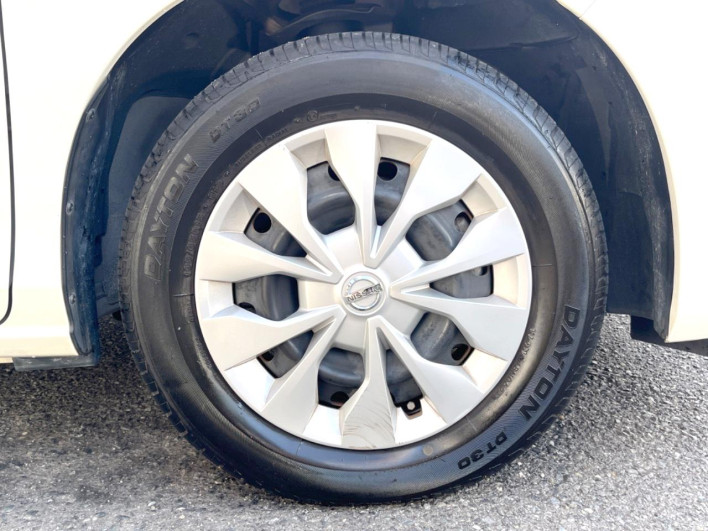 2017 Nissan Serena DAA-GC27 (UW-69f066b51d65f)[28]